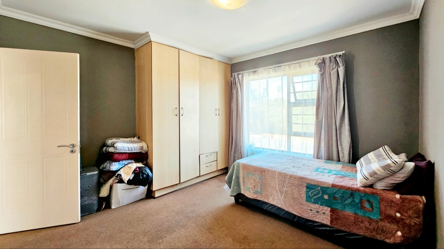 2 Bedroom Property for Sale in Vredenhof Sh Free State